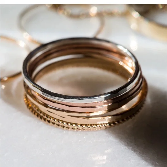 Catbird Classic Hammered Rose Gold Ring - Size 6 - Picture 4 of 7